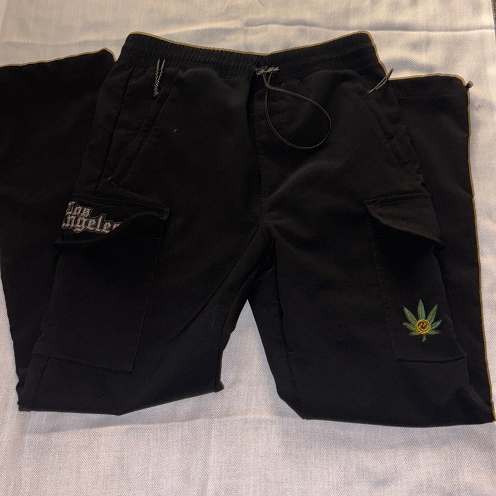 BLACK CARGO PANTS with decorative side pockets 😍